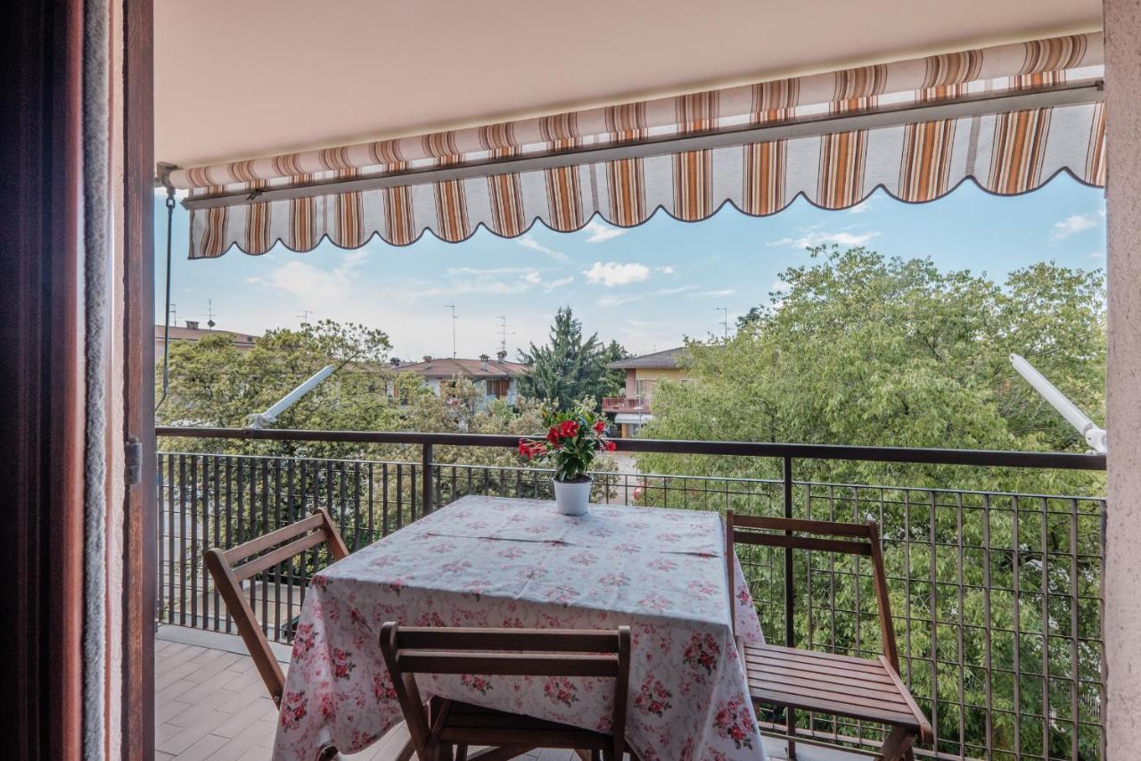 Casa Lugana 15 - Monolocale Con Piscina Fronte Lago Sirmione Eksteriør bilde